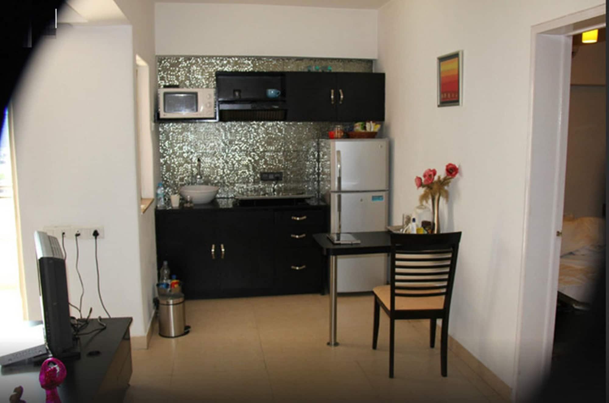 Royal Orchid Golden Suites Πούνε Εξωτερικό φωτογραφία