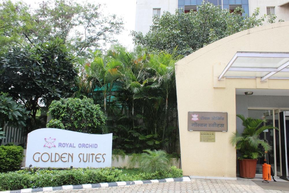 Royal Orchid Golden Suites Πούνε Εξωτερικό φωτογραφία