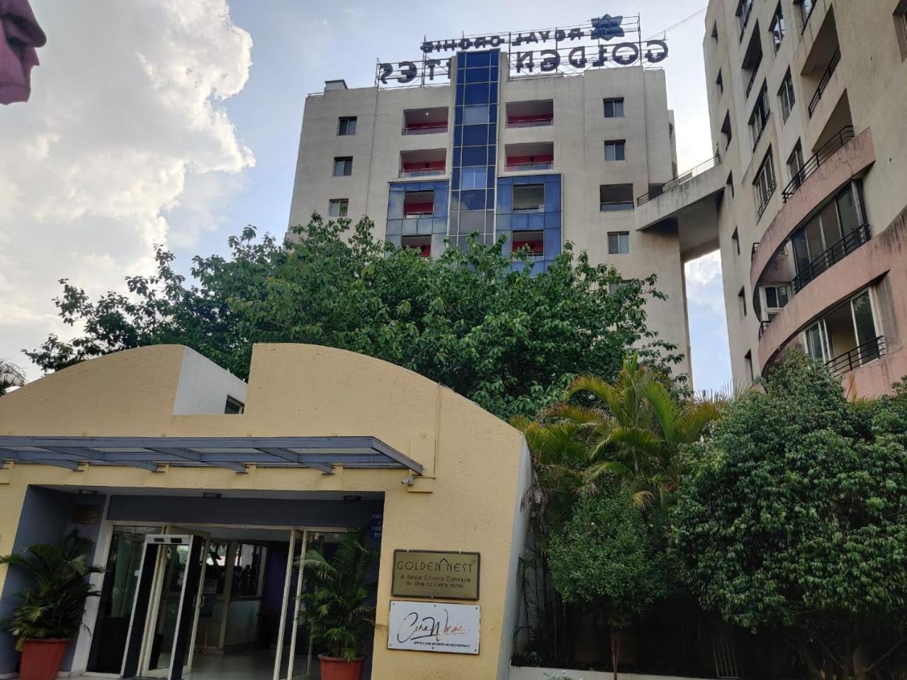 Royal Orchid Golden Suites Πούνε Εξωτερικό φωτογραφία